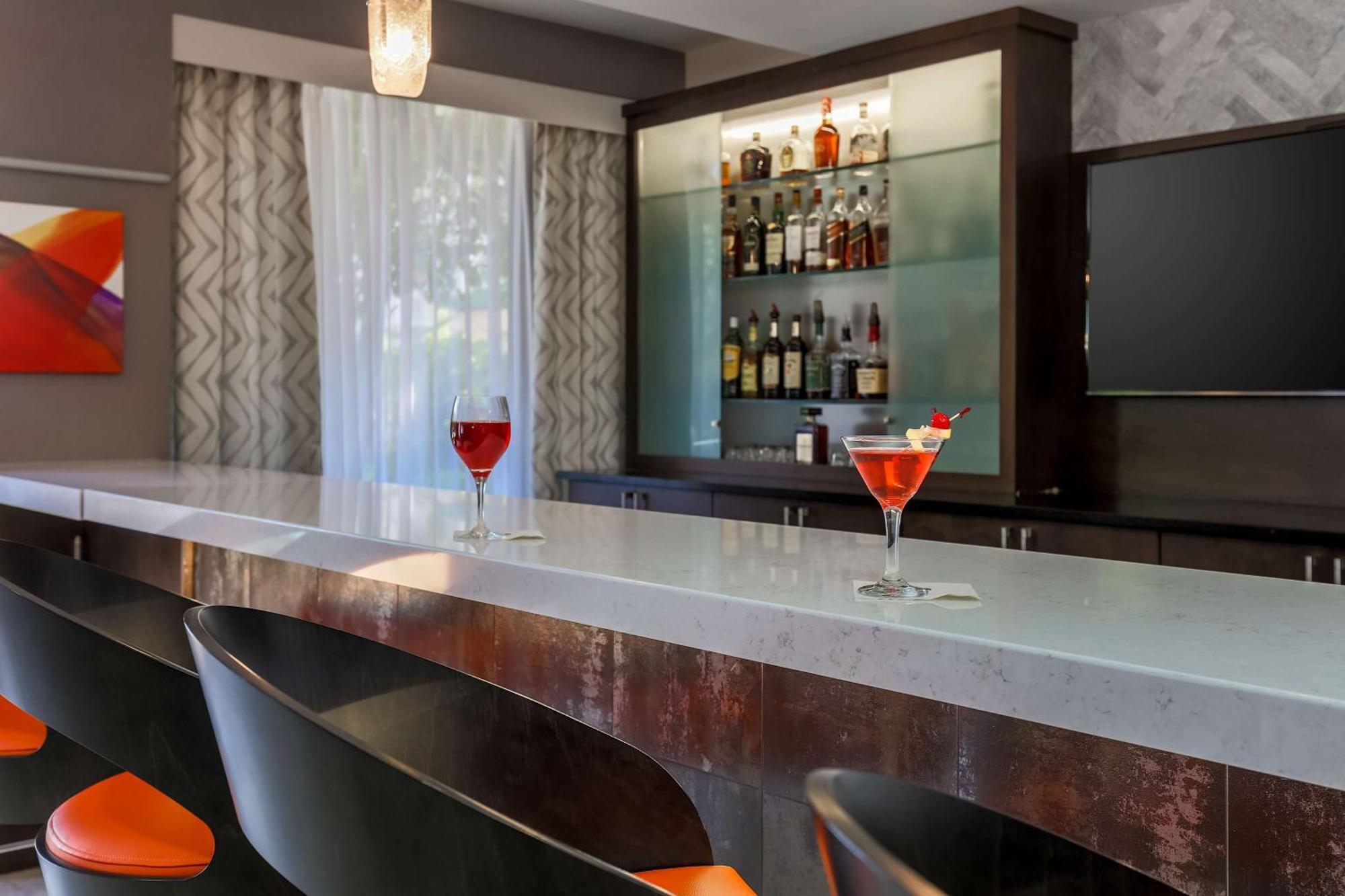 Doubletree By Hilton Atlanta Airport Hotel College Park Bagian luar foto