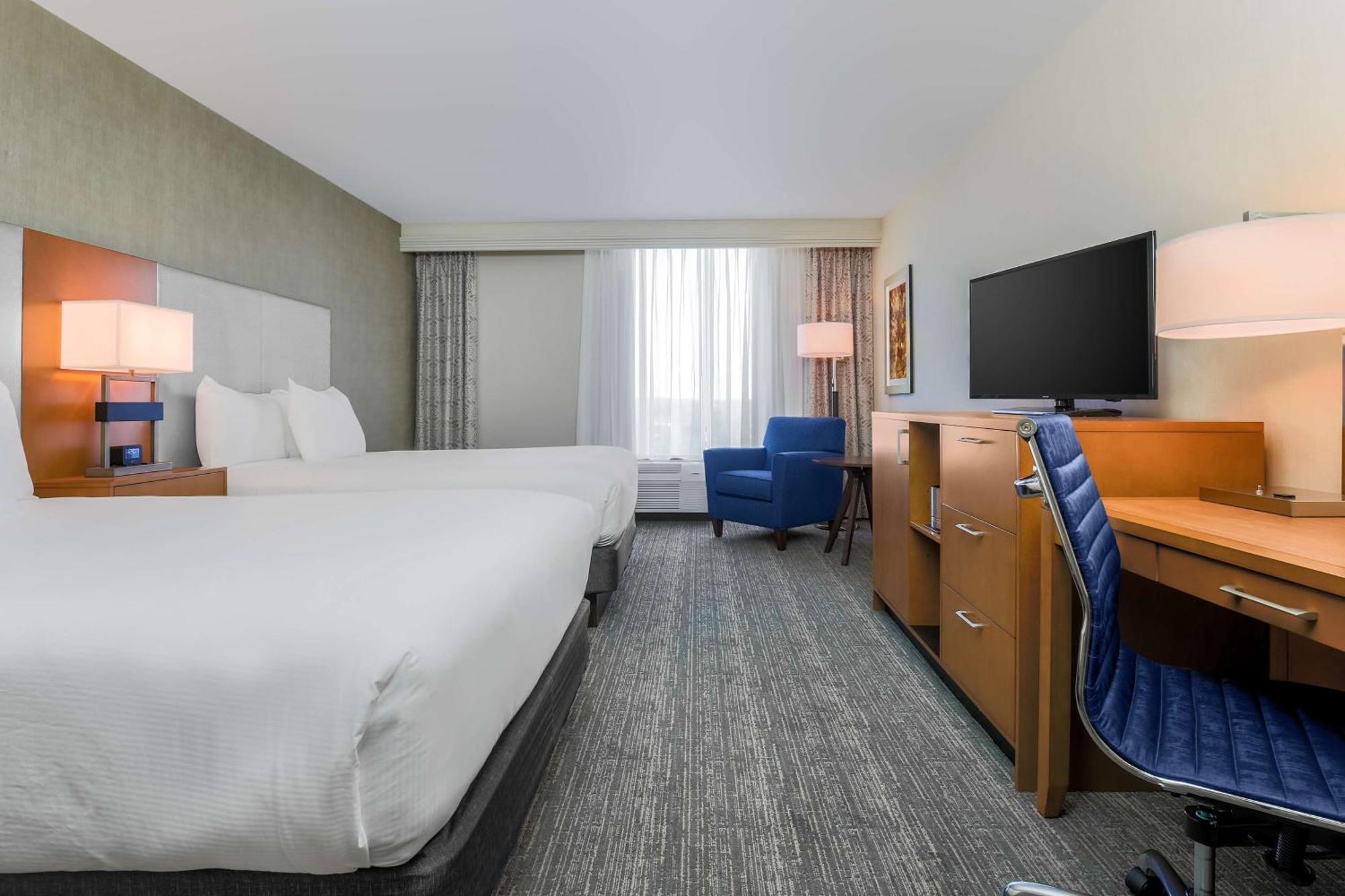 Doubletree By Hilton Atlanta Airport Hotel College Park Bagian luar foto