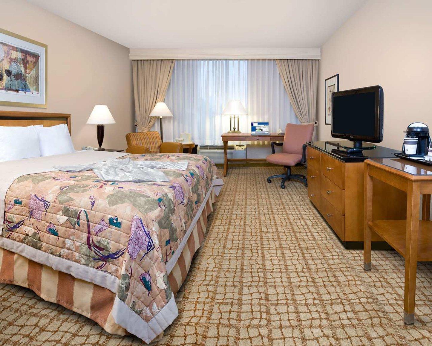 Doubletree By Hilton Atlanta Airport Hotel College Park Bagian luar foto