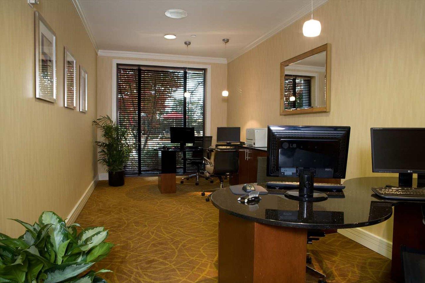 Doubletree By Hilton Atlanta Airport Hotel College Park Bagian luar foto